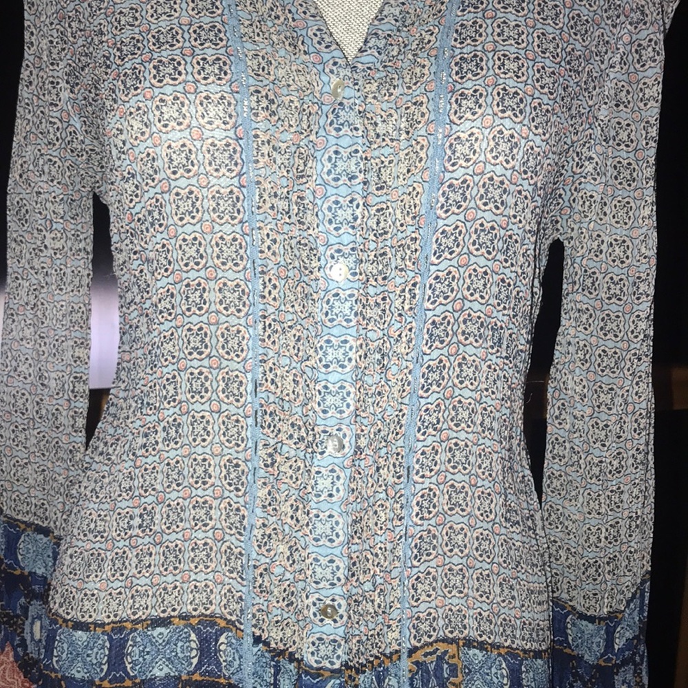 Lucky Brand button down - Picture 2 of 8